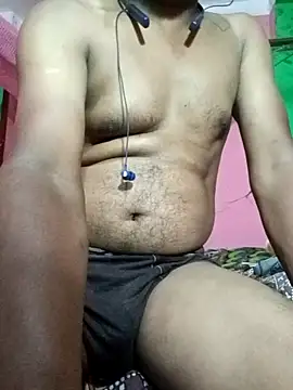 Snapshot of romantictubai chatting on June 3, 2026, 5:39 pm romantictubai online show from June 3, 2026, 5:39 pm