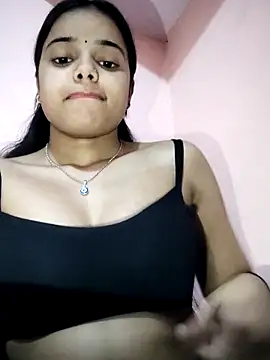 Snapshot of RAYI_123 chatting on February 21, 2025, 5:20 pm RAYI 123 online show from February 21, 2025, 5:20 pm