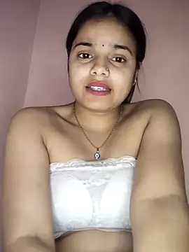 Snapshot of RAYI_123 chatting on March 3, 2025, 9:05 pm RAYI 123 online show from March 3, 2025, 9:05 pm