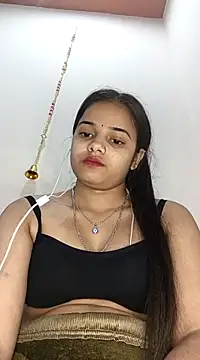 Snapshot of RAYI_123 chatting on February 8, 2025, 8:10 pm RAYI 123 online show from February 8, 2025, 8:10 pm