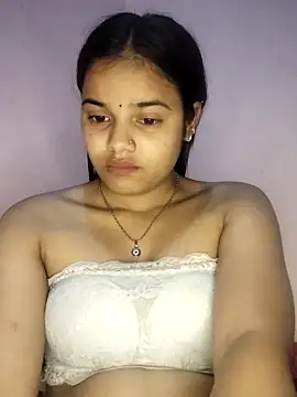 Snapshot of RAYI_123 chatting on March 3, 2025, 6:03 pm RAYI 123 online show from March 3, 2025, 6:03 pm