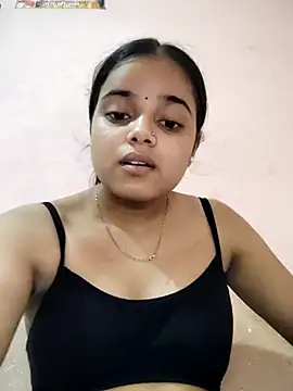 Snapshot of RAYI_123 chatting on September 9, 2025, 6:17 pm RAYI 123 online show from September 9, 2025, 6:17 pm