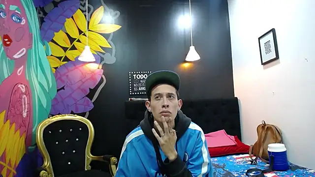 SimonAndJocelyn online show from February 25, 2025, 8:21 pm