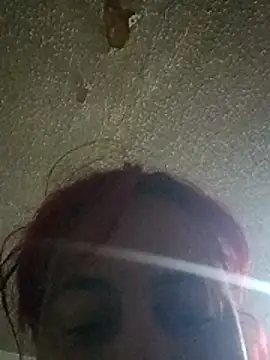 Snapshot of alexandraluv chatting on December 20, 2025, 12:35 am alexandraluv online show from December 20, 2025, 12:35 am