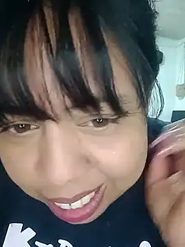 alexandraluv online show from September 11, 2025, 6:19 pm