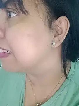 alexandraluv online show from September 8, 2025, 3:33 pm