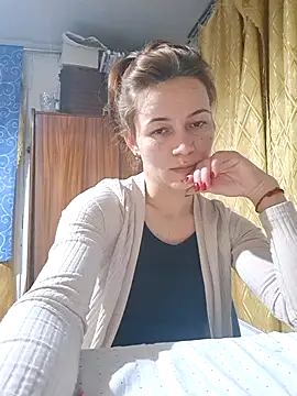 Snapshot of Belladonna253 chatting on February 7, 2025, 3:52 pm Belladonna253 online show from February 7, 2025, 3:52 pm