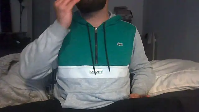 Snapshot of Zer_oki chatting on October 10, 2025, 9:59 pm Zer oki online show from October 10, 2025, 9:59 pm