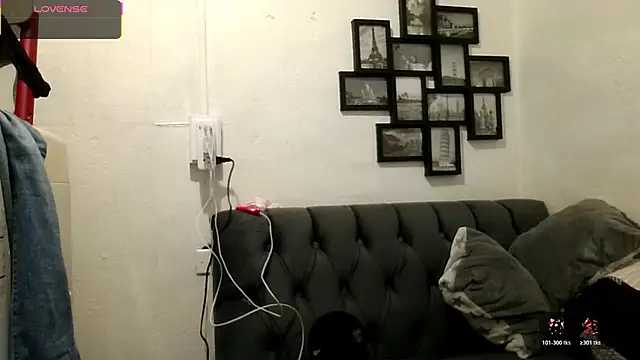 Snapshot of MirandaLatinaLovely chatting on November 25, 2025, 3:34 pm MirandaLatinaLovely online show from November 25, 2025, 3:34 pm