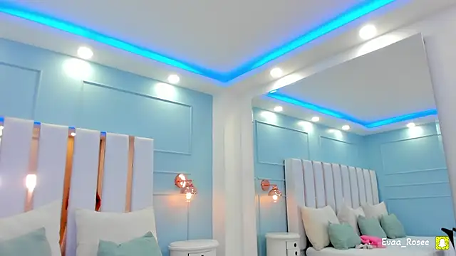 eva roseee online show from February 16, 2026, 10:18 pm