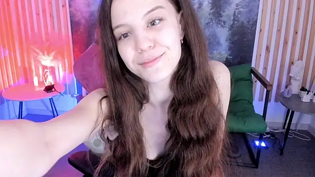 MilaStoyne online show from December 22, 2025, 6:57 am