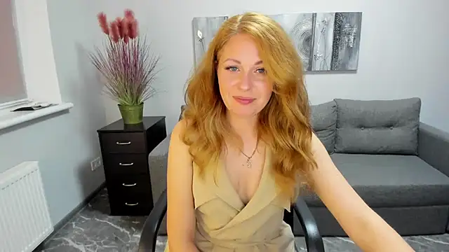 Snapshot of Mira_Whites chatting on March 13, 2025, 2:33 pm Mira Whites online show from March 13, 2025, 2:33 pm