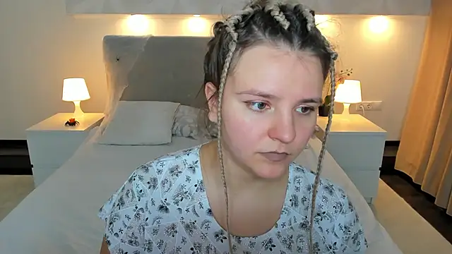 Jenny Jimmy online show from October 29, 2025, 9:41 am