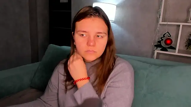 Jenny Jimmy online show from December 3, 2025, 9:20 am