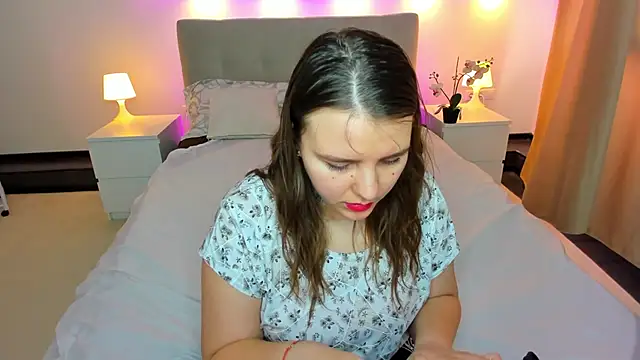 Jenny Jimmy online show from April 3, 2026, 9:27 am