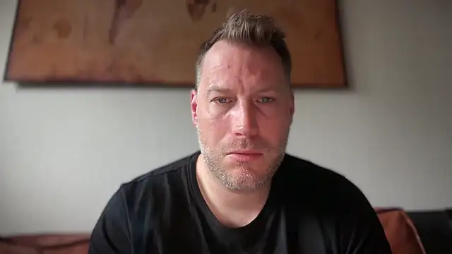 Christian87xxx online show from April 19, 2026, 5:52 am