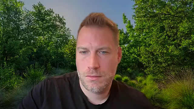 Snapshot of Christian87xxx chatting on November 14, 2025, 7:45 am Christian87xxx online show from November 14, 2025, 7:45 am