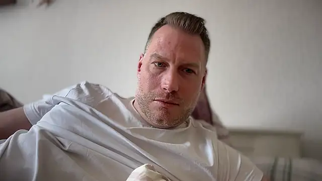 Christian87xxx online show from April 2, 2026, 3:08 pm