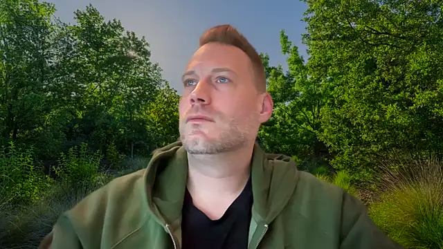 Snapshot of Christian87xxx chatting on March 5, 2025, 6:12 am Christian87xxx online show from March 5, 2025, 6:12 am