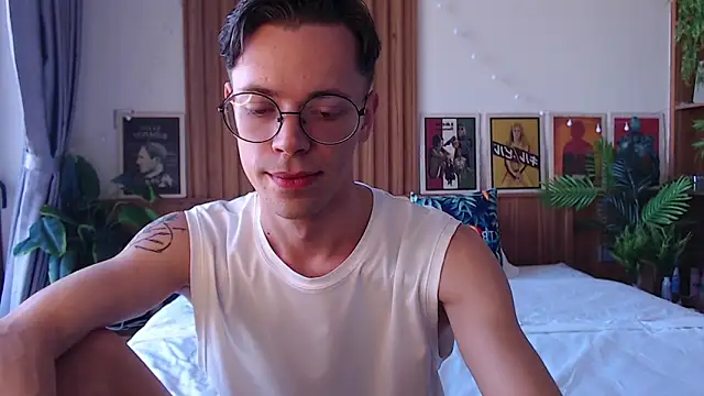 Snapshot of William_Henry_ chatting on February 14, 2026, 8:14 am William Henry online show from February 14, 2026, 8:14 am