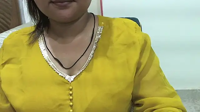 Snapshot of Kannu- chatting on July 7, 2026, 6:33 pm Kannu- online show from July 7, 2026, 6:33 pm