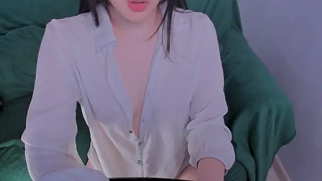 Snapshot of Belover_nana chatting on May 20, 2026, 8:11 am Belover nana online show from May 20, 2026, 8:11 am