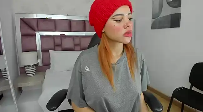 Snapshot of tamararose1 chatting on March 13, 2025, 12:56 pm tamararose1 online show from March 13, 2025, 12:56 pm
