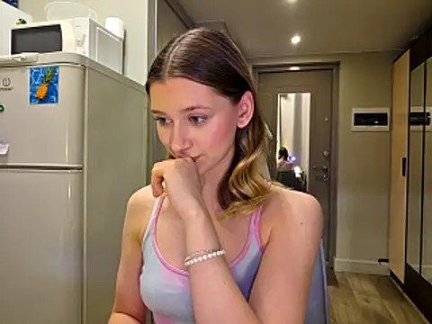 jackp0t   online show from February 6, 2026, 1:18 pm