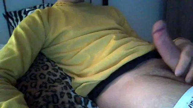 Snapshot of tommyboyteen chatting on February 26, 2025, 4:38 pm tommyboyteen online show from February 26, 2025, 4:38 pm