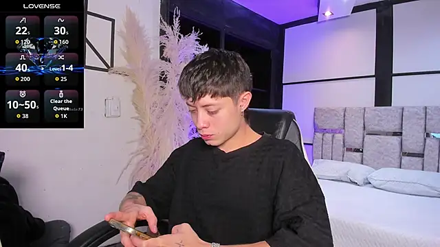 Snapshot of marcuscollins1_ chatting on January 9, 2026, 2:24 pm marcuscollins1 online show from January 9, 2026, 2:24 pm