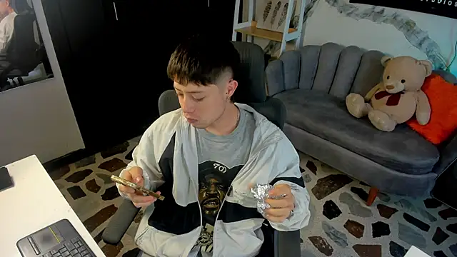 Snapshot of marcuscollins1_ chatting on January 18, 2026, 12:08 pm marcuscollins1 online show from January 18, 2026, 12:08 pm