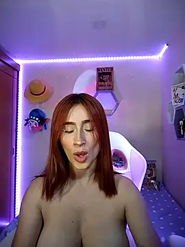 Snapshot of chloe_rockss_ chatting on March 12, 2025, 6:43 pm chloe rockss  online show from March 12, 2025, 6:43 pm