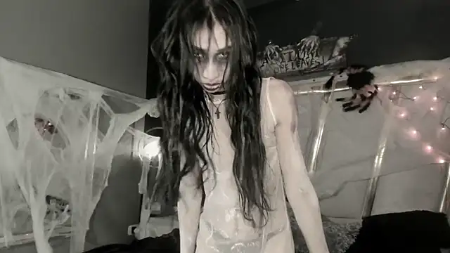 Mara Gonzalez online show from October 31, 2025, 12:24 pm