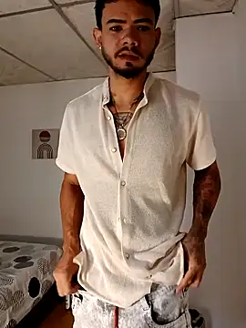 Niick01  online show from October 23, 2025, 7:45 pm