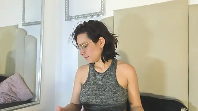 Snapshot of Annyrosee chatting on October 20, 2025, 1:33 pm Annyrosee online show from October 20, 2025, 1:33 pm