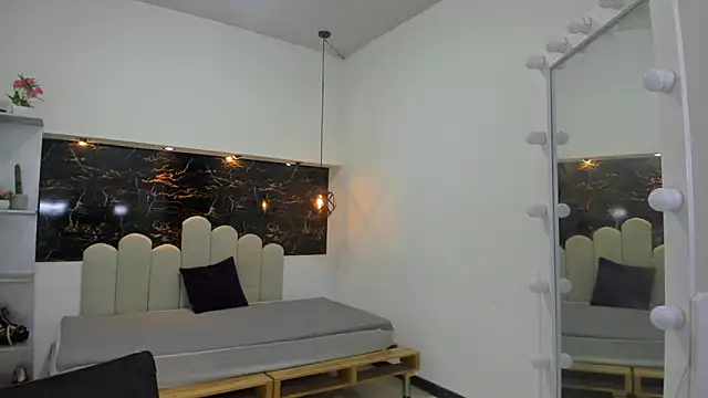 Snapshot of Annyrosee chatting on October 22, 2025, 8:41 pm Annyrosee online show from October 22, 2025, 8:41 pm