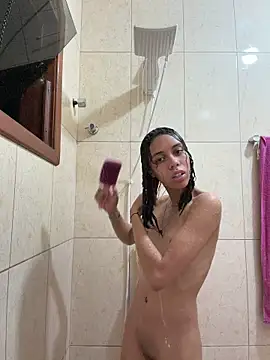 Snapshot of _raffawillow chatting on August 9, 2026, 11:11 pm raffawillow online show from August 9, 2026, 11:11 pm