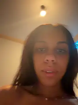 Snapshot of _raffawillow chatting on June 14, 2026, 10:44 pm raffawillow online show from June 14, 2026, 10:44 pm