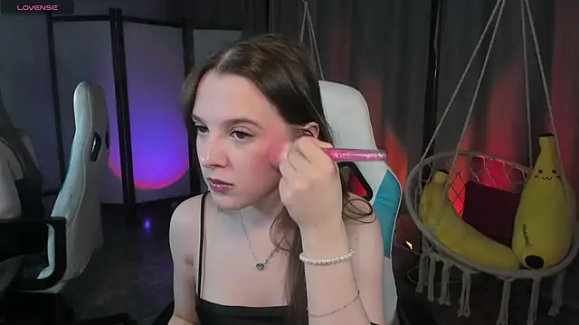 Snapshot of kaisajenner chatting on February 7, 2026, 9:28 am kaisajenner online show from February 7, 2026, 9:28 am