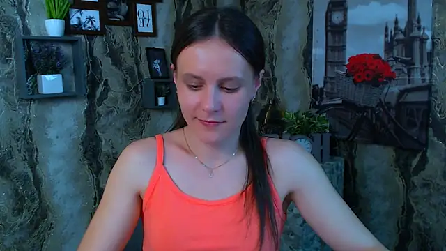 Snapshot of ValeriaHeart_ chatting on February 14, 2026, 2:39 pm ValeriaHeart online show from February 14, 2026, 2:39 pm