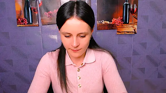 ValeriaHeart  online show from March 19, 2025, 1:29 pm