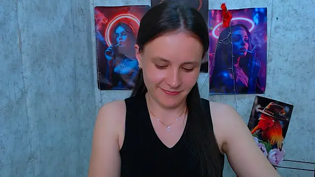 ValeriaHeart  online show from April 16, 2026, 1:56 pm