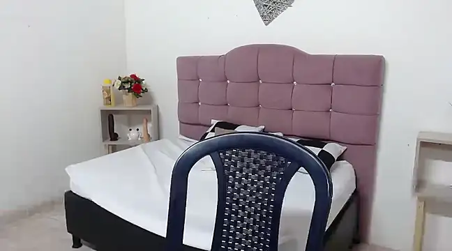 CanelaFierce online show from March 20, 2025, 1:04 pm