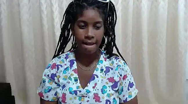 CanelaFierce online show from January 30, 2025, 8:31 pm