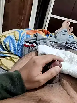 Snapshot of Hot_funky_boy chatting on February 7, 2025, 4:14 pm Hot funky boy online show from February 7, 2025, 4:14 pm