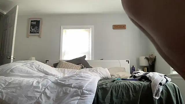 buckincowboy online show from November 12, 2025, 4:44 pm