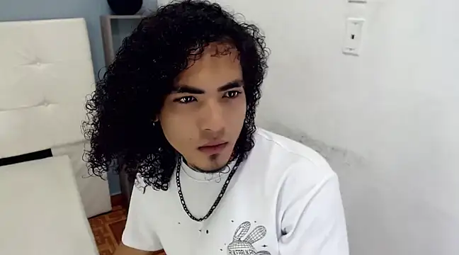 Snapshot of LihanJor_23 chatting on February 26, 2025, 3:35 am LihanJor 23 online show from February 26, 2025, 3:35 am