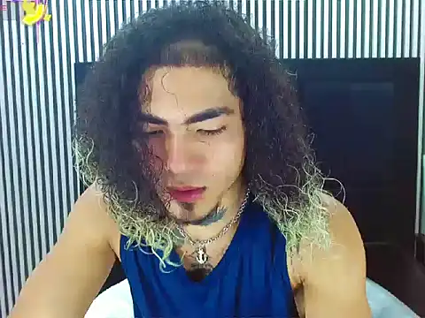 Snapshot of LihanJor_23 chatting on October 3, 2025, 1:12 pm LihanJor 23 online show from October 3, 2025, 1:12 pm