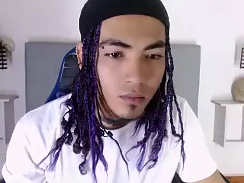 Snapshot of LihanJor_23 chatting on March 8, 2025, 4:01 am LihanJor 23 online show from March 8, 2025, 4:01 am