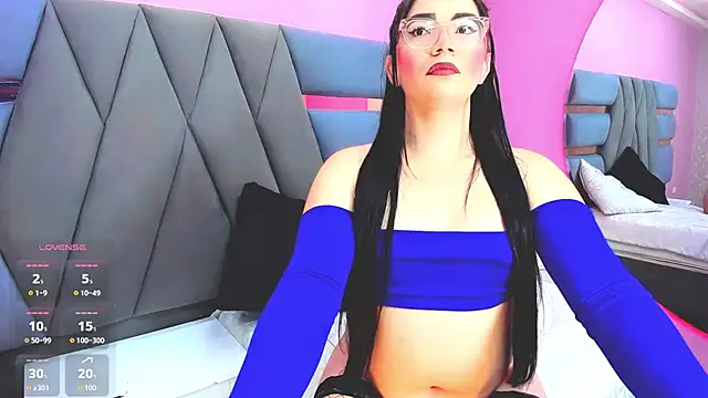 Dalis Hills online show from January 17, 2026, 12:31 pm